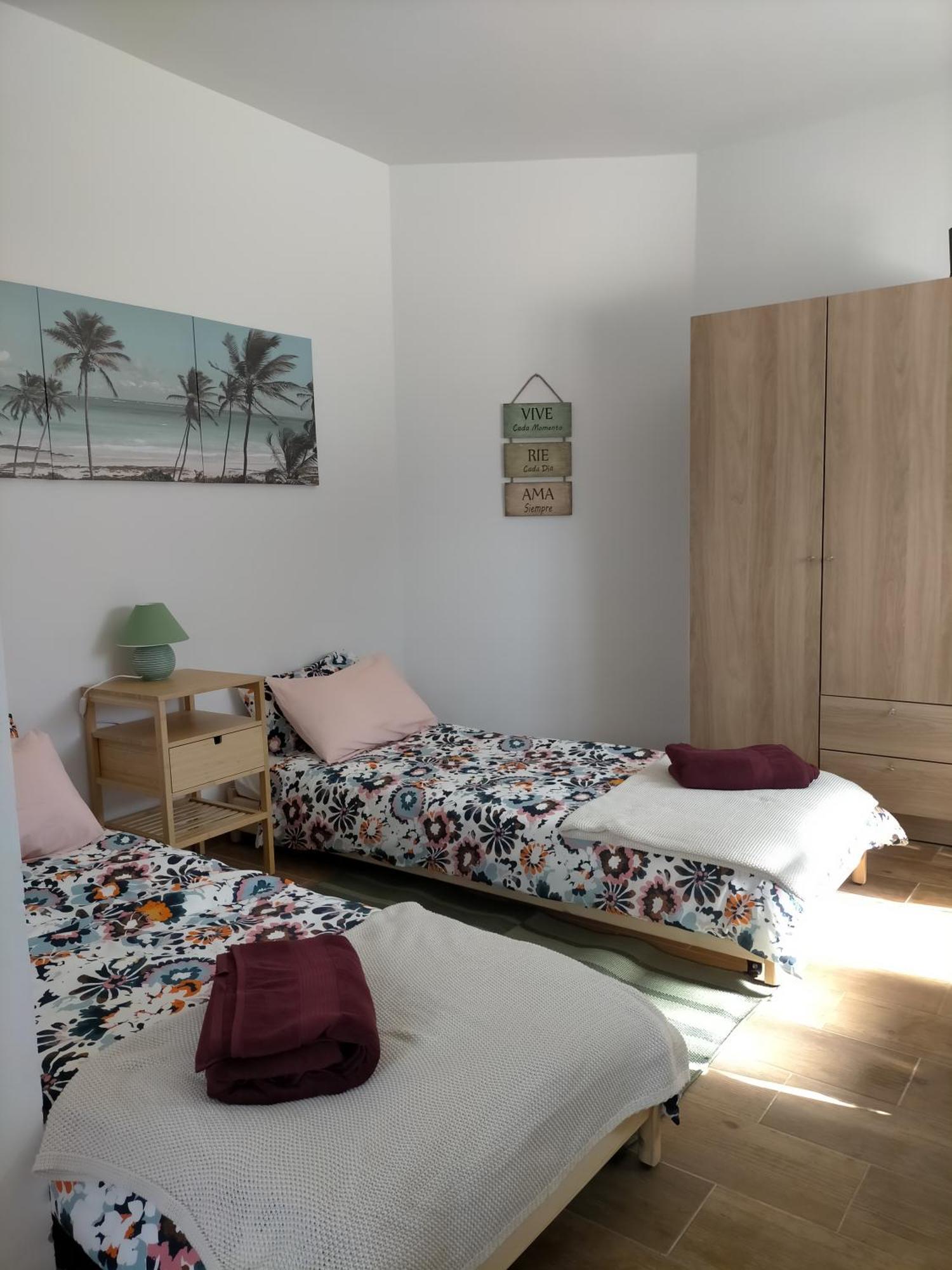 Casa Plaza San Nicolas De Bari Sardina ภายนอก รูปภาพ